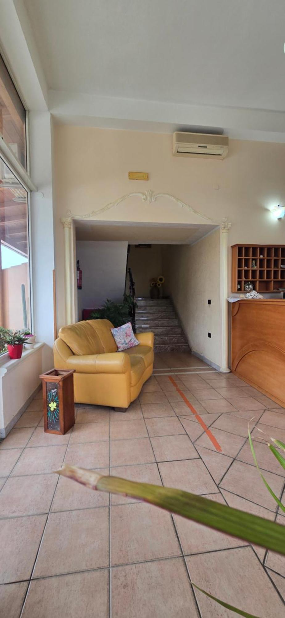 Hotel Ristorante La Decanata Le Castella  Bagian luar foto