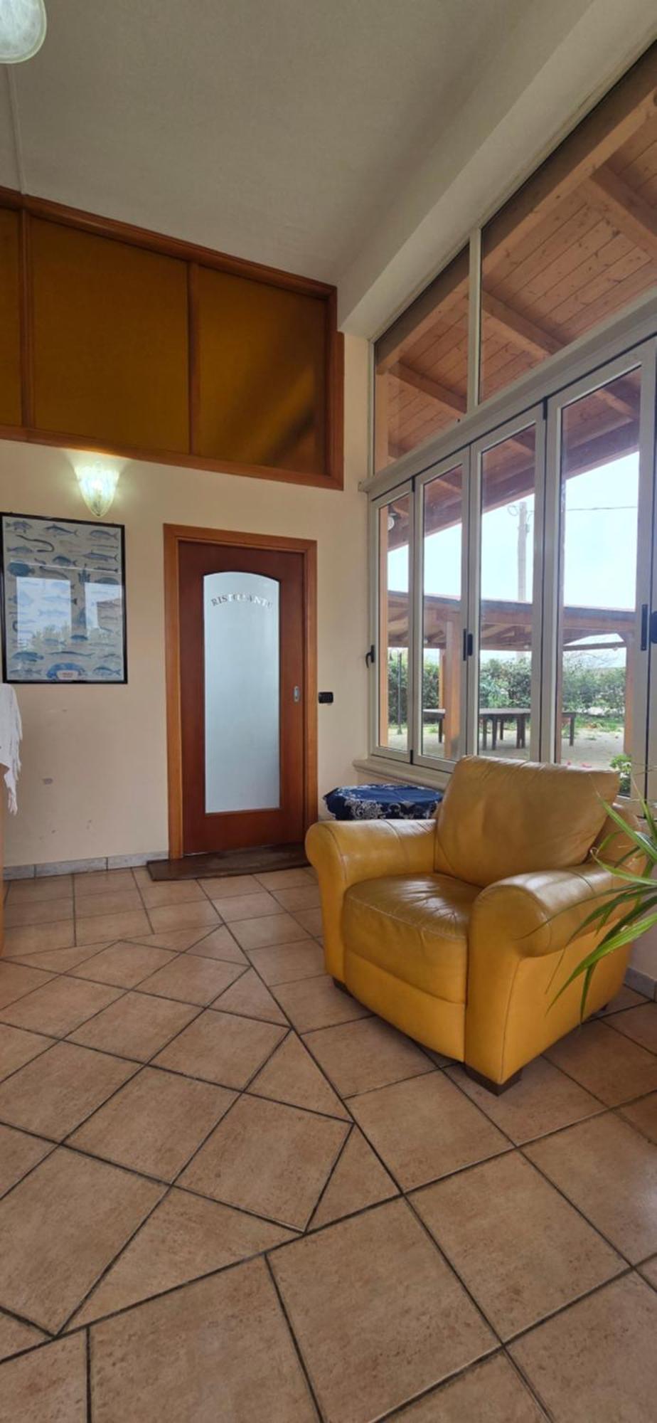 Hotel Ristorante La Decanata Le Castella  Bagian luar foto